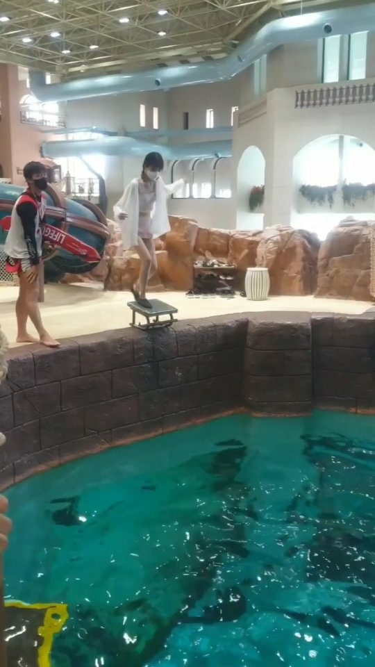 숨 참고 러브 die
꼴로롷로록 살려줘요~~~~!!!!!!ㅠㅠ

#캐리비안베이#diving