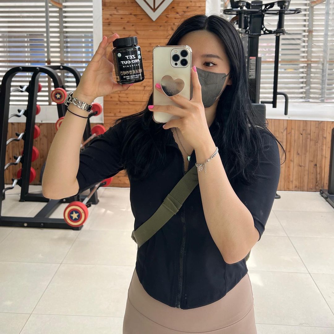 ღ 스마일 도경 ღ on Instagram: “#광고 근육맨닷컴의 제트프로컷카테킨 제트프로컷카테킨은 향산화에 도움을 주고 체지방 감소, 혈중 콜레스테롤 개선, 원할한 배변활동, 녹차추출물