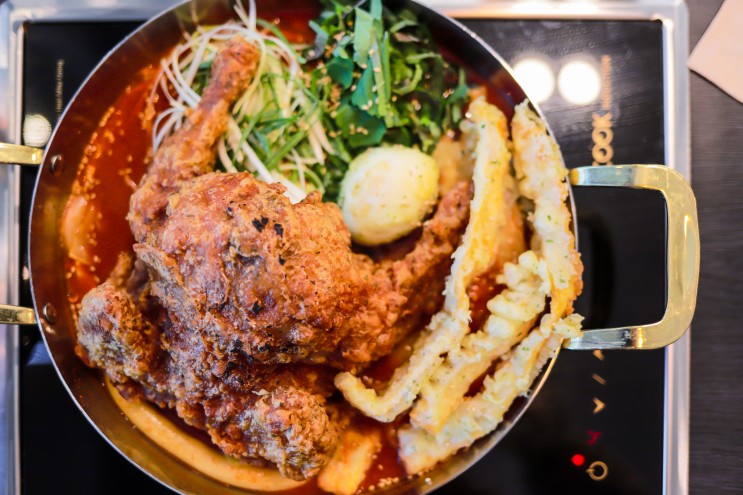 안녕인사동맛집 <크레이지후라이> 술을 부르는 떡볶이 존맛탱