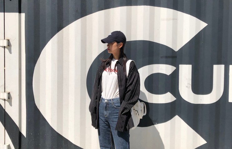 스트릿패션 20대쇼핑몰 '홀리인코드' 유니섹스오버핏으로 편하고이쁘다