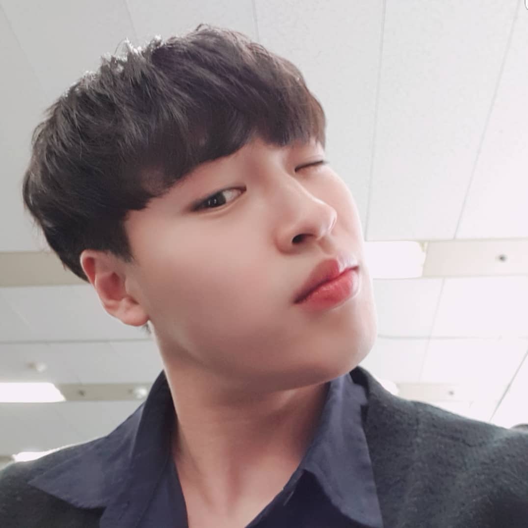 안마 해줄사람 구해요