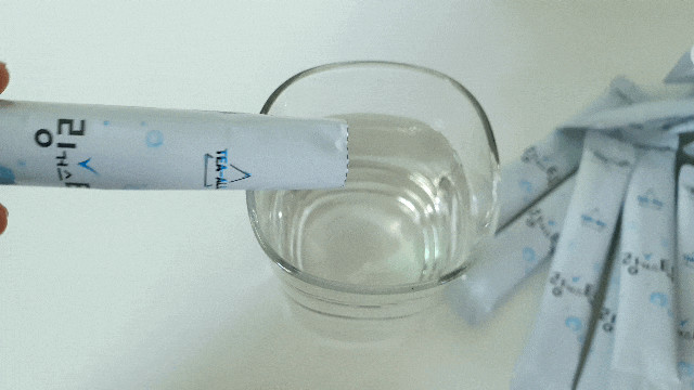 부담없는 이온음료 맛 링거스틱, 맛있고 건강하게 수분 보충!