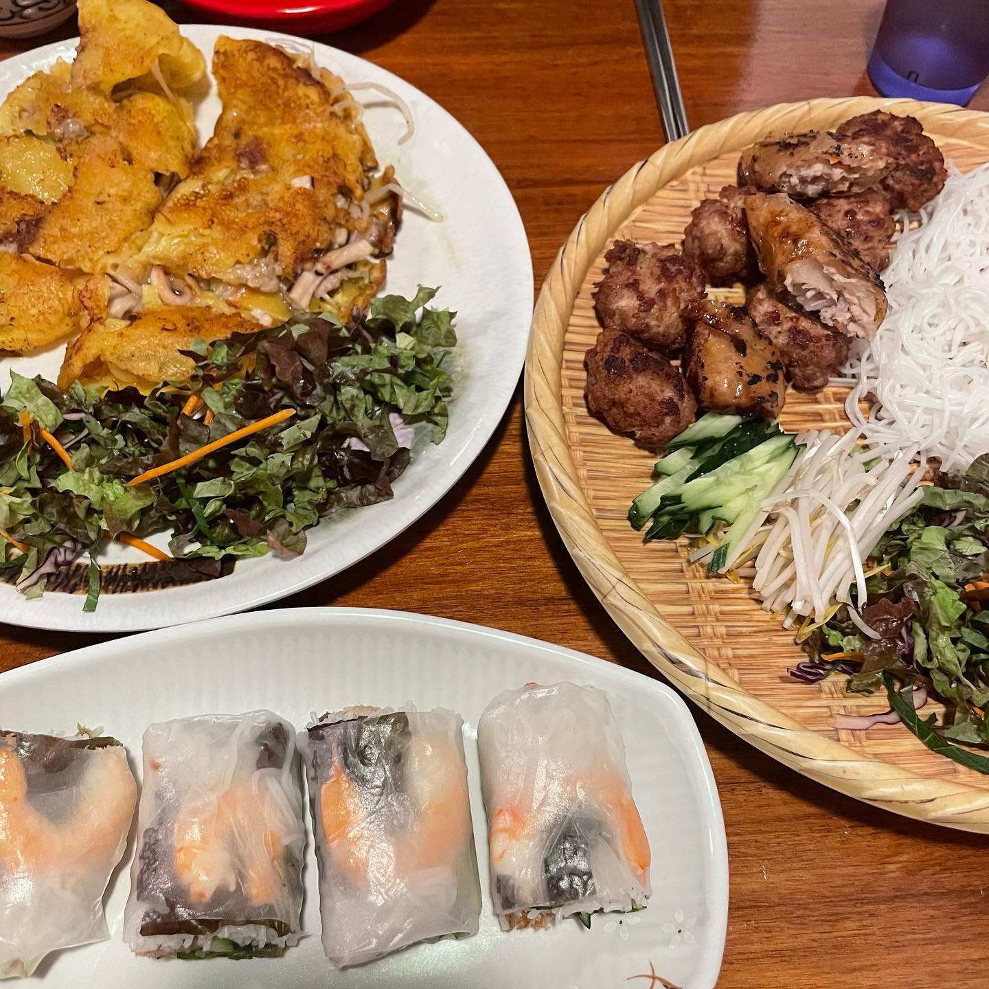 합성동 맛집 "분짜"
베트남 현지인 부부가 운영하고
쌀국수 육수는 직접 우린 육수 사용!! 존맛
