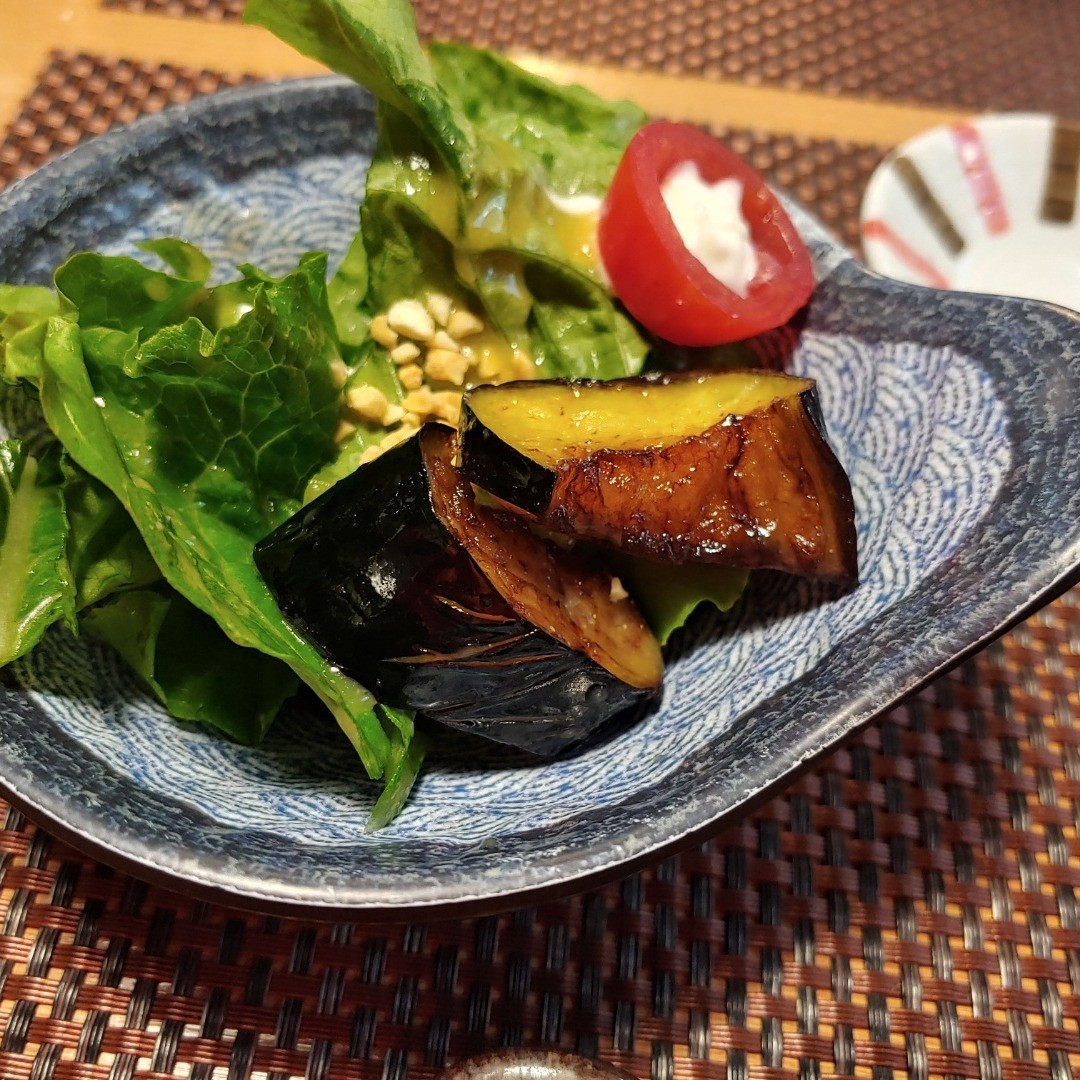 동인천 찐 맛집 ❤
스시사쿠 진짜 대박인것같아❗❗❗❗
초밥부터 고로케랑 후식까지 대박 ❗❗❗❗
시간 아슬아슬하게 가서
브레이크타임 걸릴뻔했는데 ,
지금까지 내가 먹은 초밥은 초밥이
아니였던걸로 ❗❗❗❗
런치 가격 완전 저렴한거 실화냐❗❗❗❗
퀄리티도 대박인듯 🍣
⠀
✔오픈 시간
평일, 주말 - 11:30 - 21:30
⠀
✔브레이크 타임
평일 15:00~17:30
주말 16:00 ~ 17:30
⠀
#내돈내산💸 #동인천맛집 #초밥맛집🍣 #인천맛집 #동인천초밥 #스시사쿠