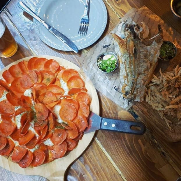 ❤'나만의 맥주'
를 만들 수 있는 '커스터마이징 수제맥주 제작서비스' 

🧡원하는 맥주 레시피에 + 50여가지 디자인 
중 원하는 디자인을 골라 내 회사의 로고, 
내가 원하는 문구 등을 넣어 맥주를 제작 해 준다. 

💛회사 및 매장의 로고를 담아 브랜딩 강화 
우리만의 특별한 날을 위한 이벤트 맥주, 
워크샵 등 단체 활동에서 우리만의 맥주로 즐거움을 UP시켜 볼 수 있다. 

.
.
.
.
.
.
http://thewhot.com/
.
.
.
.
.
.
#수제맥주 #브루어리 #맥주 #수제맥주 #커스터마이징 #수제맥주제작 #나만의맥주 #커스텀 #홍보용맥주 #프로포즈 #OME