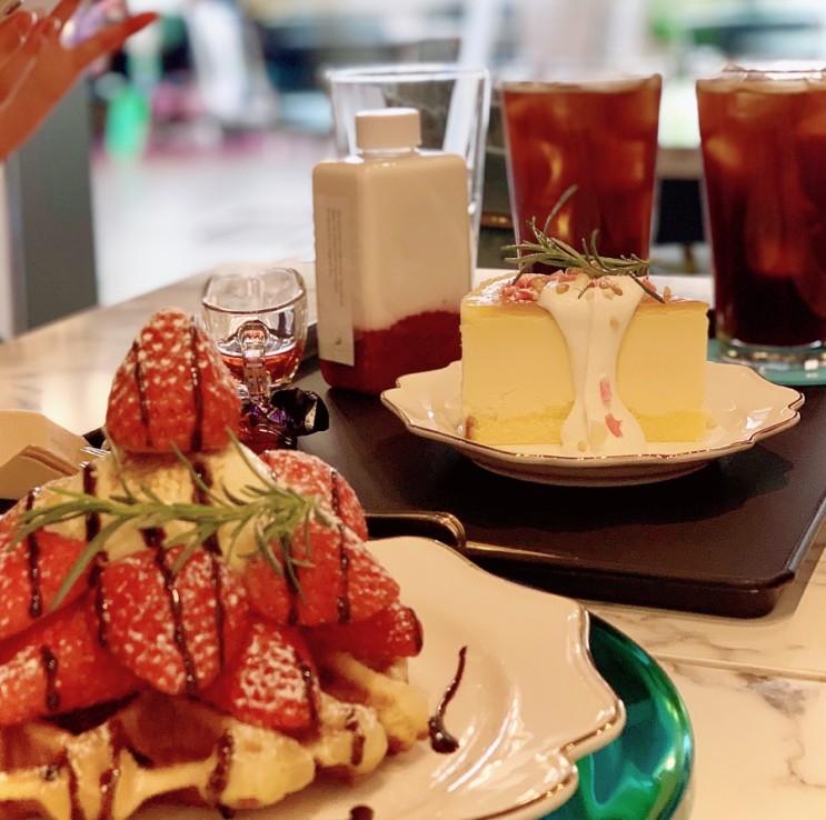 안양일번가 카페 :: 카페모먼터리 cafe momentary 크로플 맛집 분위기 좋은 카페