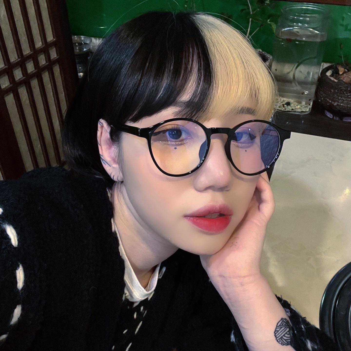 다시 돌아온 안경우니👓
