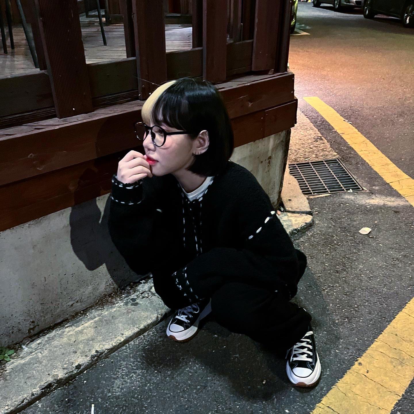 중간에 다른사진>___<