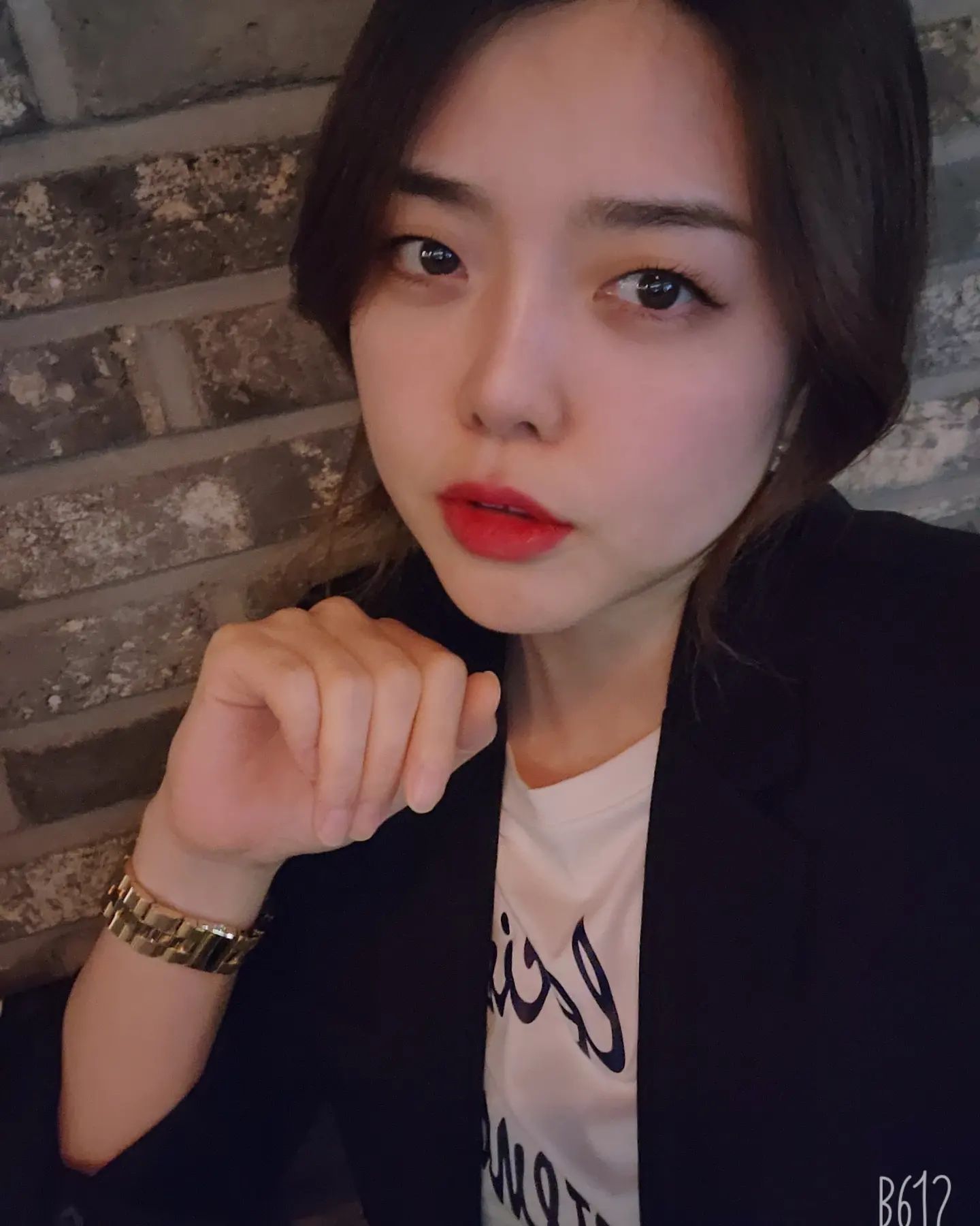 오늘 불금 🔥 
.
.
#자유부인