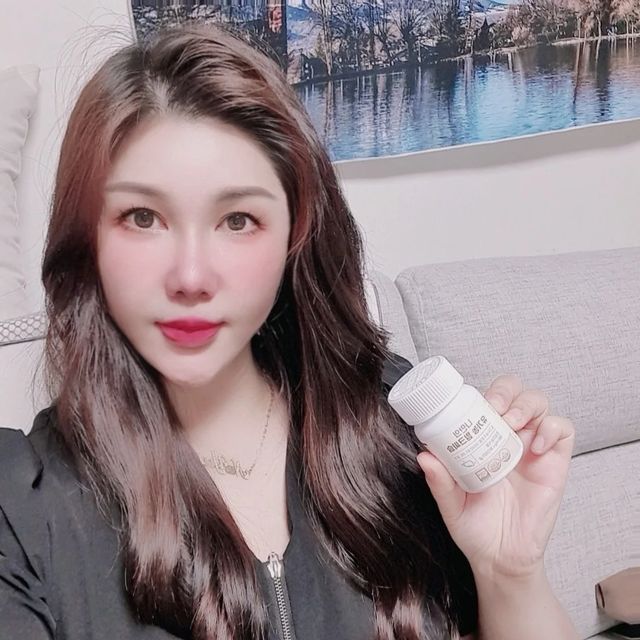 양비서 on Instagram: "#광고 요즘들어 피곤함이 밀려오는듯 아침기상이 왜케 힘든건지~ 그래서 선택한 간영양제인데요~ 4중 복합 기능성 영양제로. 유기농 밀크씨슬 실리마린 130mg 함유로 하루