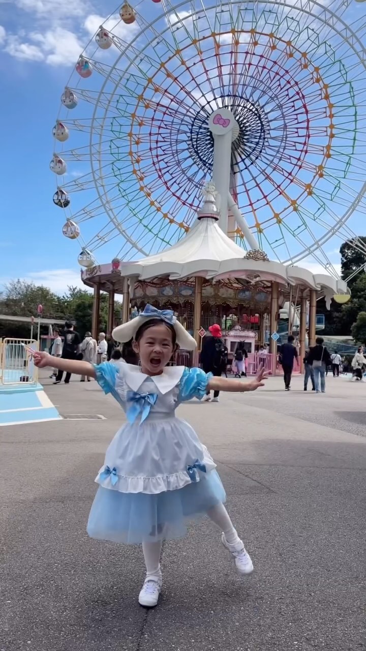 시나모롤 분장하고 산리오랜드 간 애 어떤데..💖

평생들을  카와이~~!!!!스고이~~~!!! 소리 다 듣고옴🤭
너무 귀여웠던 러브짱...💖
(선물해준 지연이 이모 감사합미당...😝🫶🏻)
.
.
.
#러브네가족🇯🇵
#러브스타그램👶💕