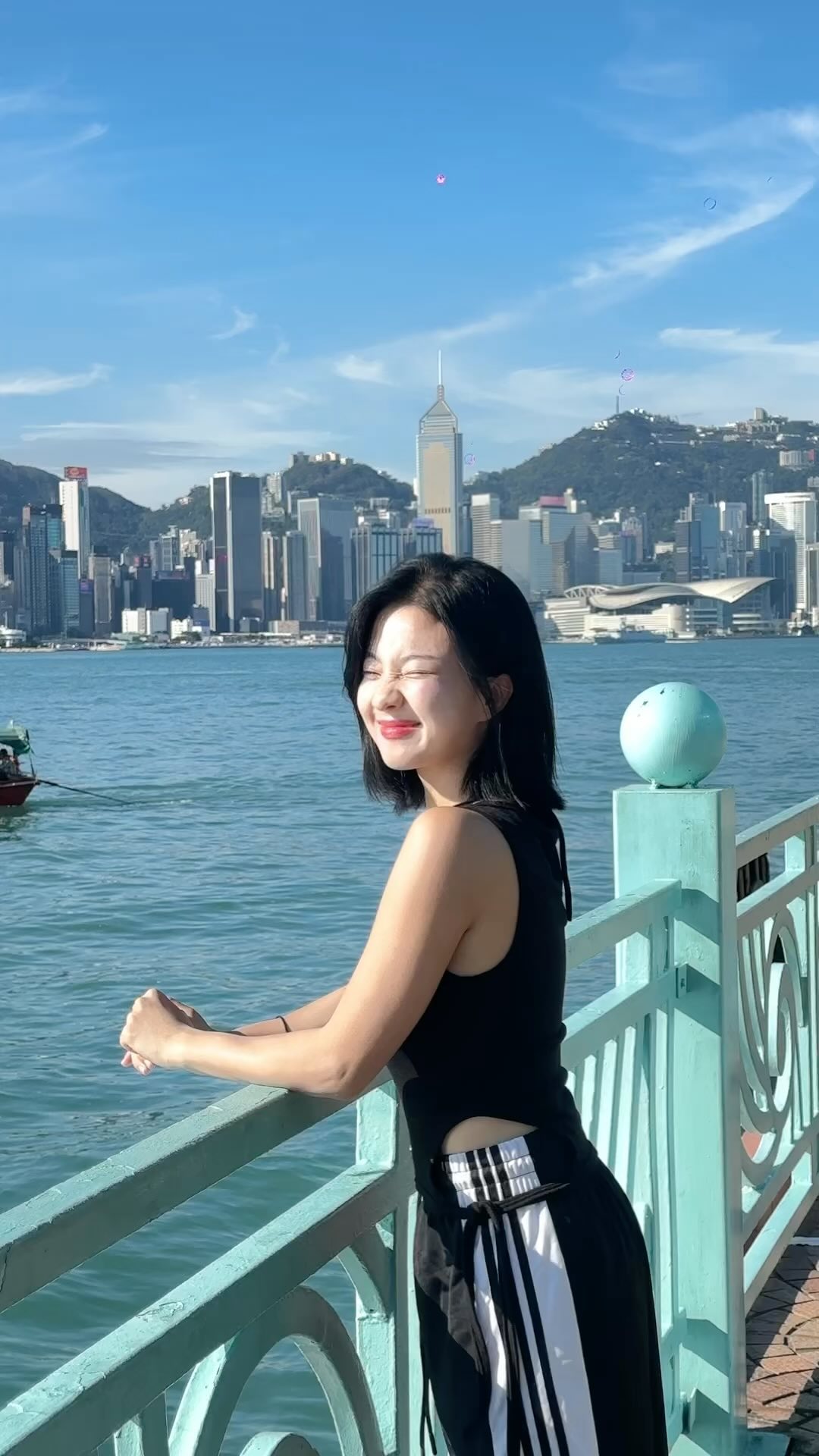 #홍콩관광청 촬영 중 🎥
감독님들 덕분에 쉬는 시간에 막 찍고 3초만에 건진 영상 👍 ㅋㅋ #hongkong #香港