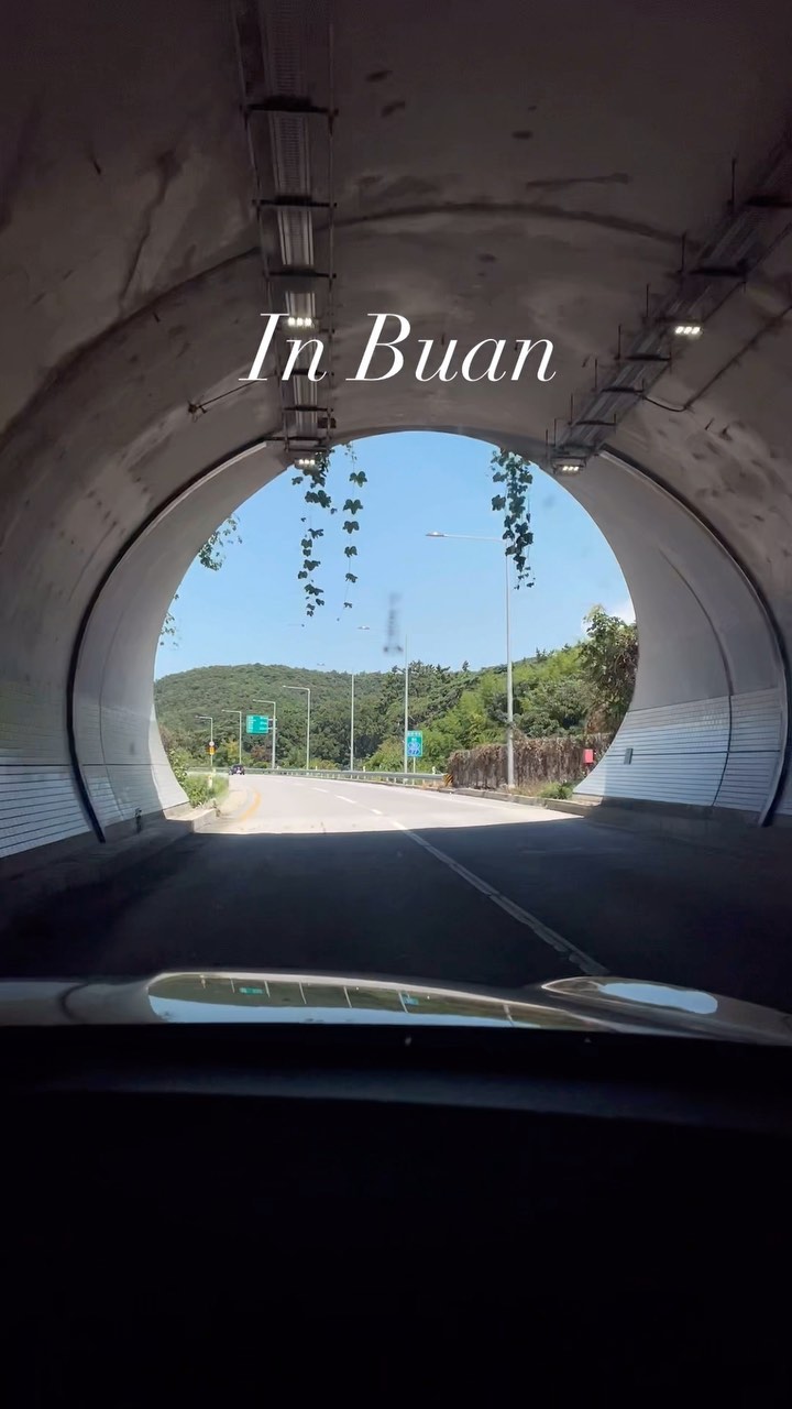 🚐☁️☀️🌅🎆🤍