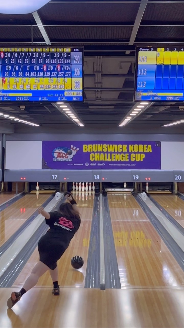 브런스윅챌린지컵 5차✨
이번엔 결승 1라운드에서 광탈쓰..😱
예선 때 꾸역꾸역 넘어가주던 사이드핀들아 고맙따..🤭

#엑스핀볼링장 #브런스윅코리아 #브런스윅 #브런스윅챌린지컵 #볼링자세 #여성볼러 #볼링 #bowling #아대볼러