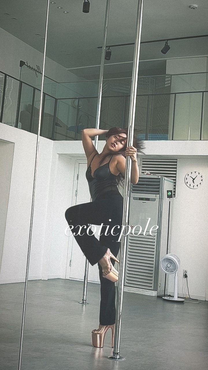 쉿 

#이그조틱폴댄스 #폴댄스 #폴댄스학원 #폴댄스강사 #합정폴댄스 #오운완