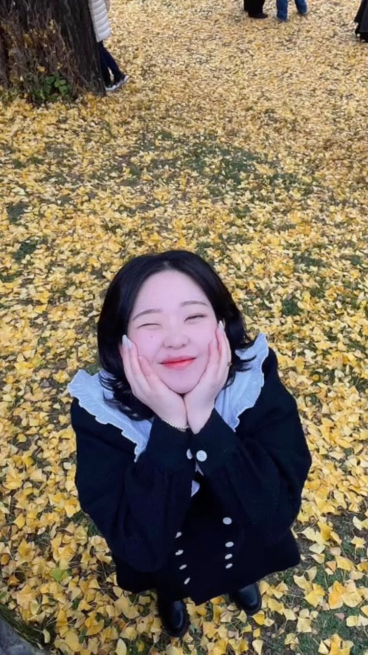 I am 행복해요.
더 늦기전에 가을 느끼기 성공 🥹🧡
(사실 겨울에 더 가까웠지,,🥶)

#도동서원 #대구 #대구명소 #대구데이트 #단풍구경