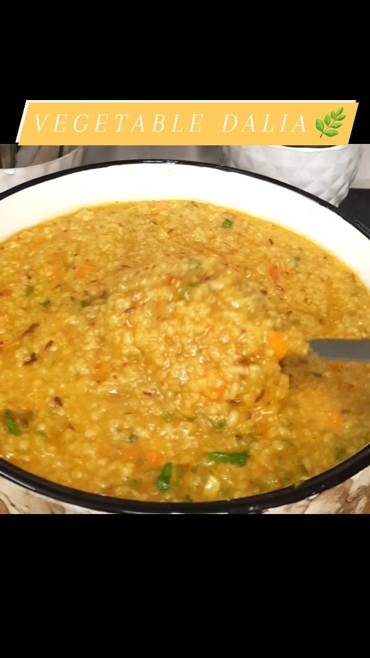 Vegetable dalia🤩😍 | One pot meal 🥣
Easy to cook & healthy to eat😋
.
.
Follow us @recipemania 
Do like & share our videos for more amazing recipes❤🙈

#healthyfood #tasty #indianfood #easyrecipes #foodie #northindianfood #homemade #vegetarian #foodreels #explore #reelsinstagram #foodlover #instafood #rain #foodforfoodies
