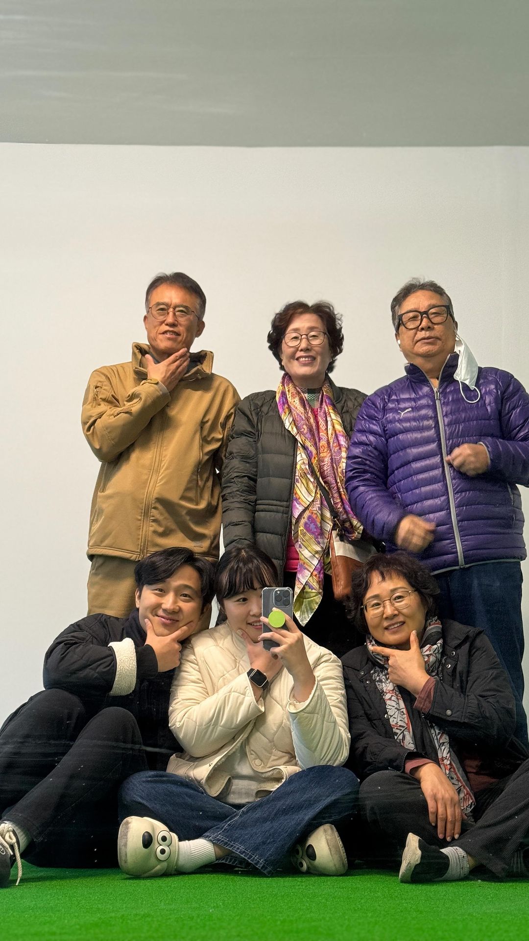 My family👨‍👩‍👧‍👦💞

점점 완성되어가는중..-ing
오늘도 불태워보자아❤️‍🔥🎄