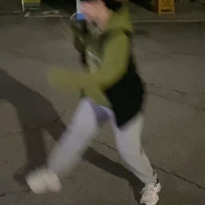 슬릭백 튜토리얼

#슬릭백 #슬릭백챌린지 #슬릭백튜토리얼