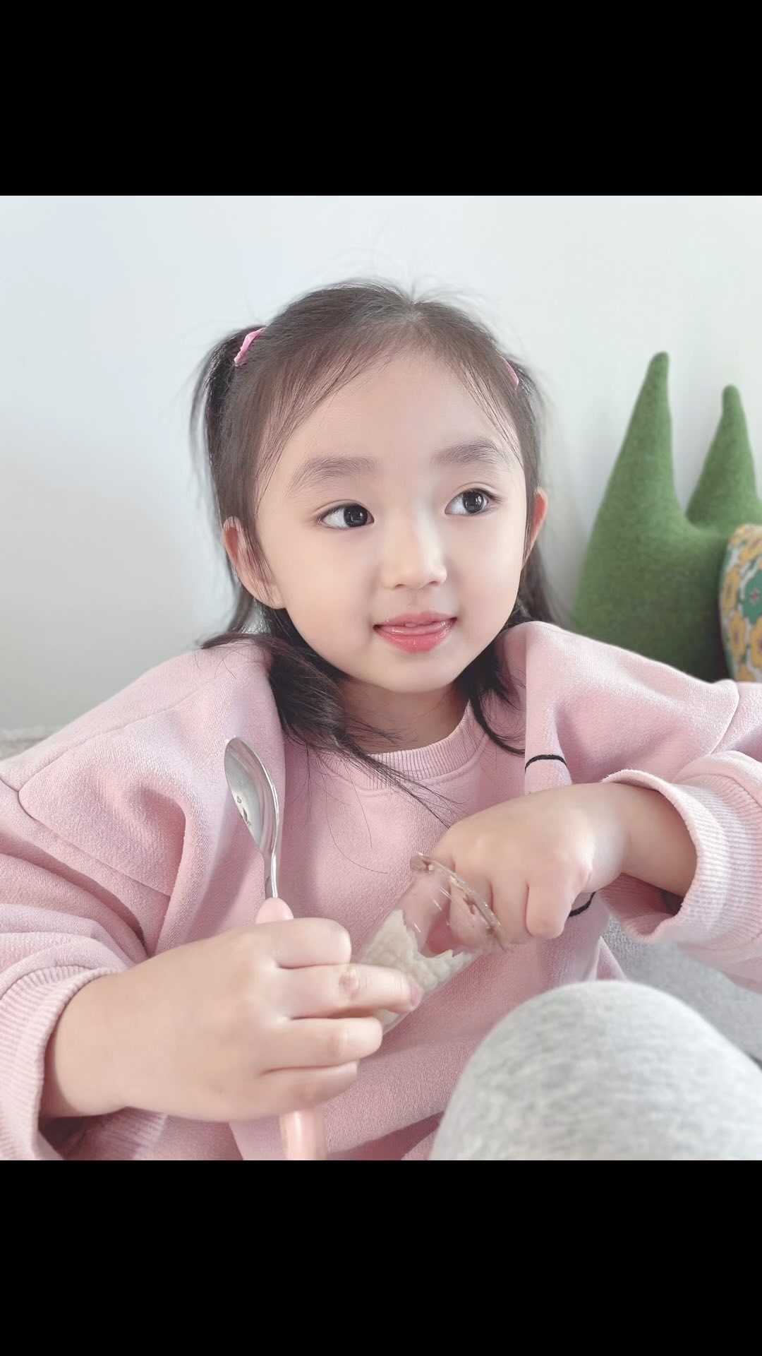 #우리장꾸❤️ 

이번주 하루 출근인데
또 쉬신다면서요?🫠

휴일만 있는집🙈

#5살딸 #오자마자먹방