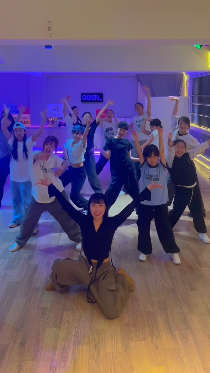💖💖해피오드와이💖💖
.
#오드와이댄스학원 #왁킹 #댄스 
#odeydancestudio #waacking #dance #choreography #reels #class #happy #with #you