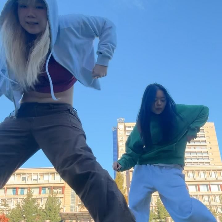 콧물참는즁 💦

#reels #reelsinstagram #reelsvideo #lfl #like #likesforlike #follow #followers #dance #dancechallenge #dancer #fyp #f4f #릴스 #춤 #01 #팔로우 #소통 #인친 #일상 #ootd