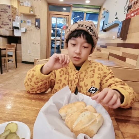 #치즈브레드 🧀🍞
