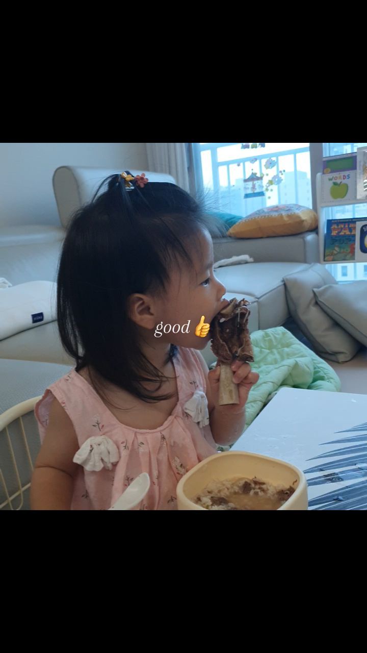 20개월 아기의 갈비뜯기🤎

#아기갈비 #냠냠 #잘먹는아기