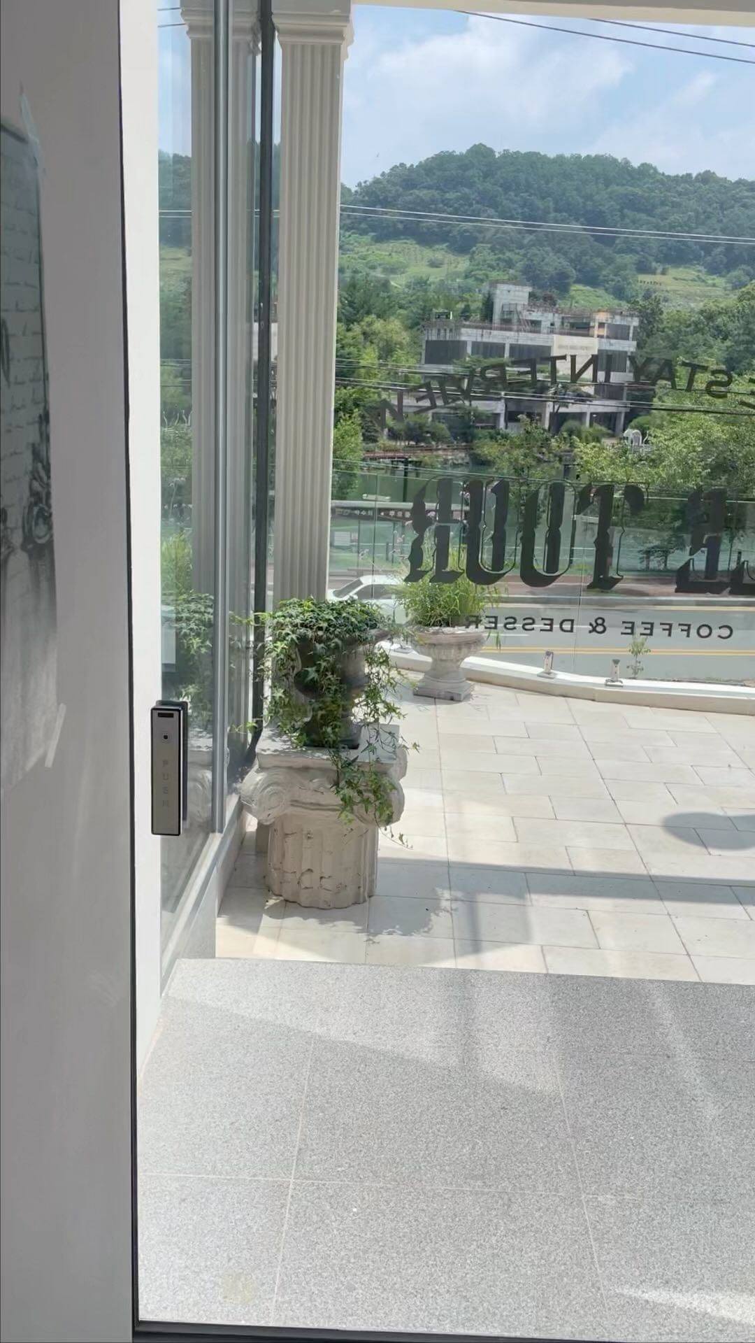 청주 신상카페 
스테이인터뷰 르 투어

프랑스 호텔 갬성 물씬 풍기는
명암타워 리버뷰 베이커리 카페.

#청주카페
#청주르투어
#청주스테이인터뷰 
#청주명암타워카페
#청주신상카페
#청주어디가