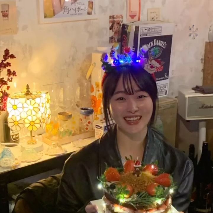 머리띠 불 끄고 찍을껄 !!!!!🍓💭🍀🎄