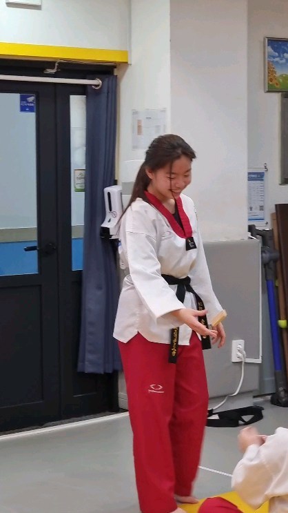 도대체 뭐하는거여...?
