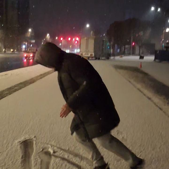 메리크리스마스!!! ㅎㅎ 모두 행복한 크리스마스 보내세요!!!!
이제 2023년도 끝나가네요!!! 2024년에는 모두 건강하고! 즐거운 한 해가 되기를 소망합니다!! 다 같이 부자되요! 화이팅!!! #merrychristmas #christmas