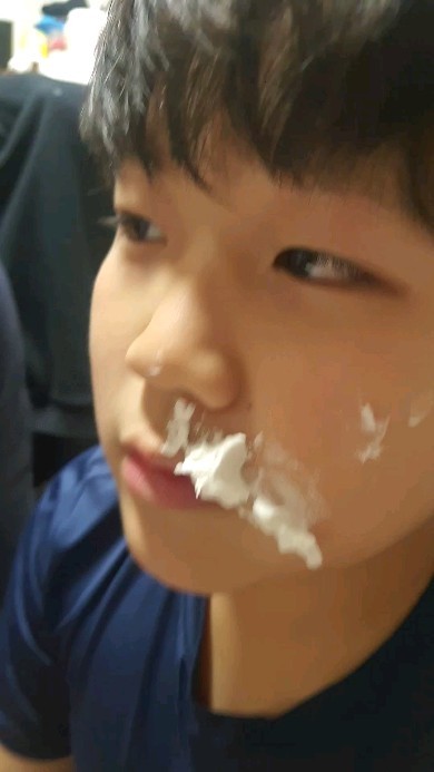 아들~~~생일축하해!!!
웃짜