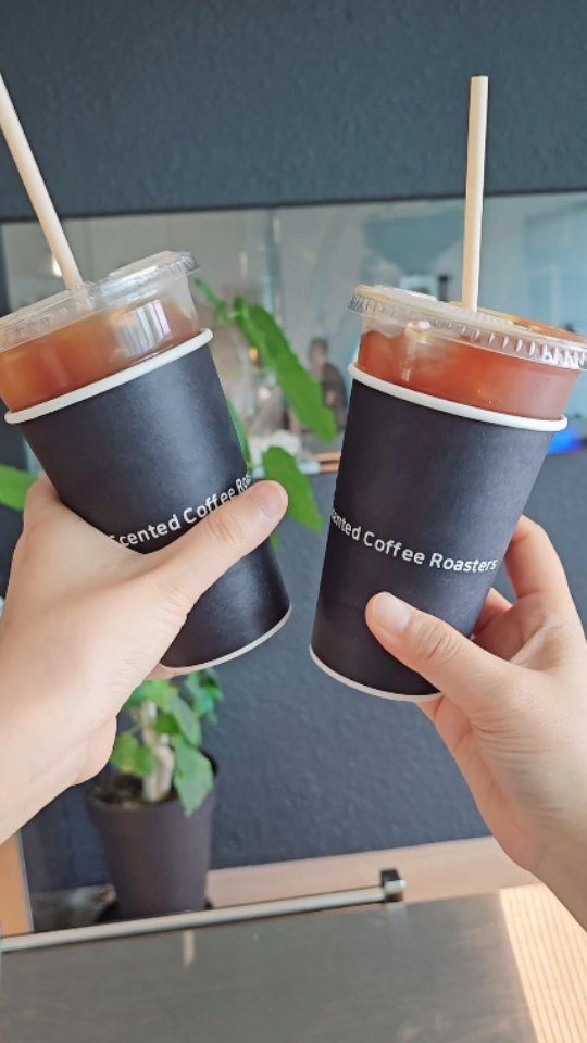 담양 여행에 맛있는 커피가 마시고 싶다면
바로 #센티드커피로스터스 추천드립니다.
내 입에 딱 맞는 커피 원두를 찾는 재미...🩷
내돈내먹 카페 리-뷰

#담양카페 #담양맛집 #담양여행
