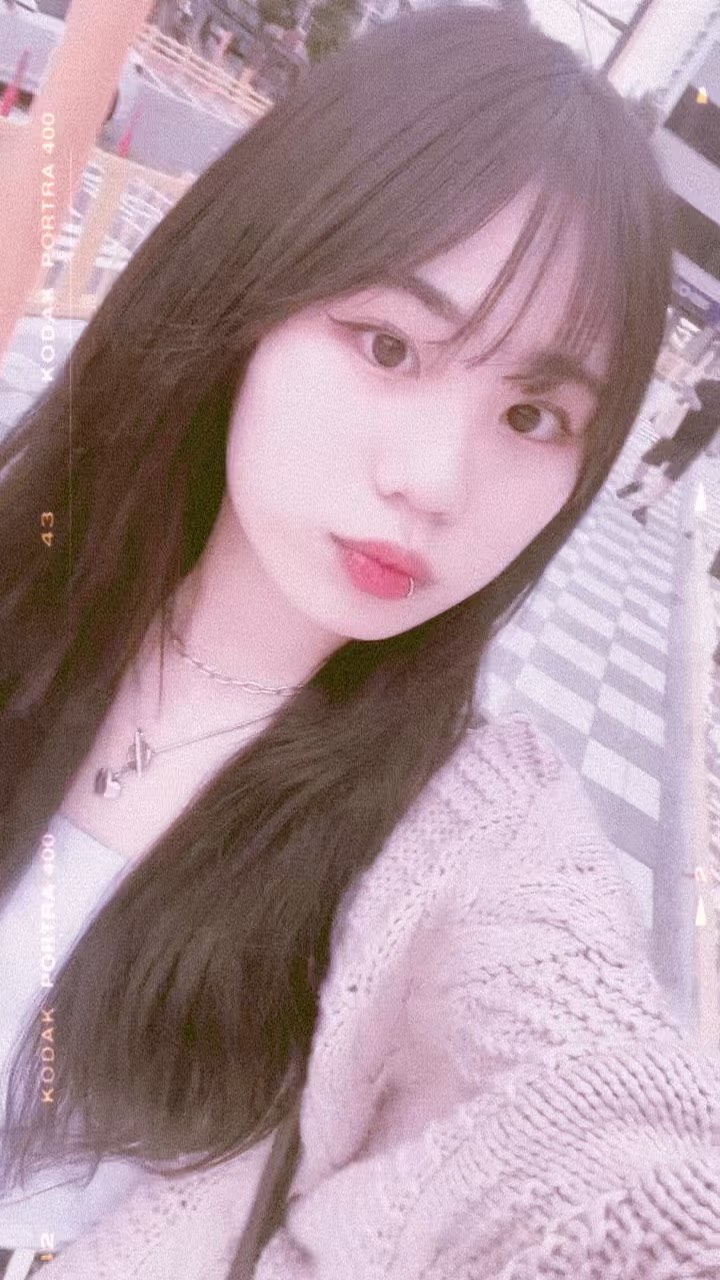 그냥 예쁜 척이 하고 싶었던 것
-
-
-
-
-
#릴스 #고등학생 #인천 #04 #05 #06 #07 #08 #09