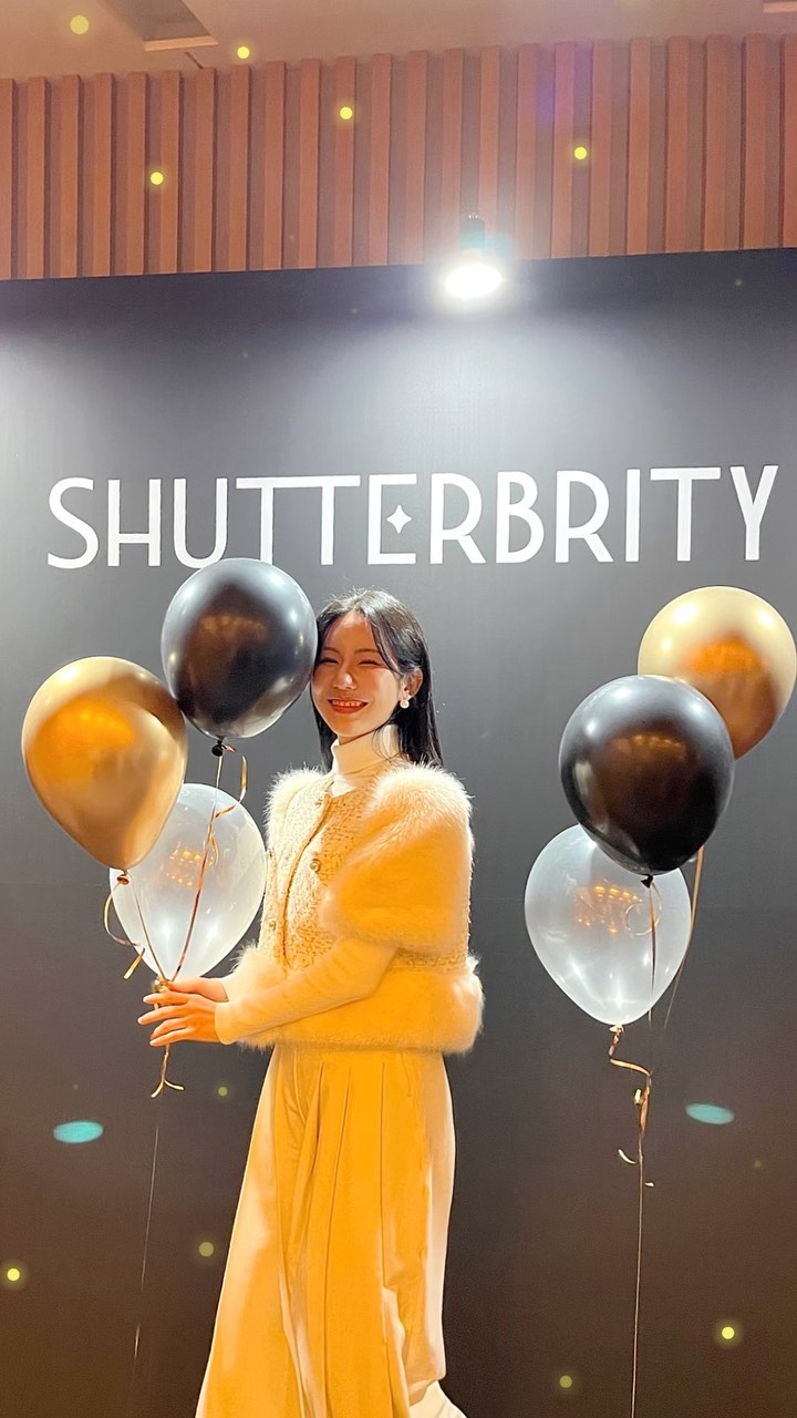 💖2024년 시작은 #셔터브리티파티💖

엄청난 경쟁을 뚫고 올리브영 셔터브리티로 활동하게 되었어요!🤭

늘이농님의 알찬 강연과 @neul_e_.nong 
너무 소중한 웰컴 기프트까지!! @bringgreen_official 
감사합니다🫶🏻

올리브영에서 어떤 활동을 하는지 궁금하시면 프로필 링크를 타고 들어와서 팔로우 꾹!!💕
앞으로 다양한 활동 기대해 주세요😍

@oliveyoung_mag_official
@oliveyoung_official 

#셔터 #셔터브리티 #올리브영 #올리브영셔터 #새해파티 #뷰티유튜버 #뷰튜버 #뷰티크리에이터 #소통 #뷰덕 #뷰덕맞팔 #코덕 #코덕맞팔 #motd #party