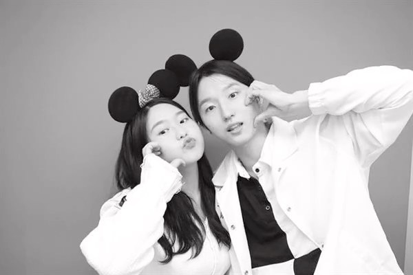 OMG 아주 풋풋하구냐…🤍
사귀고 처음 찍었던 인생네컷