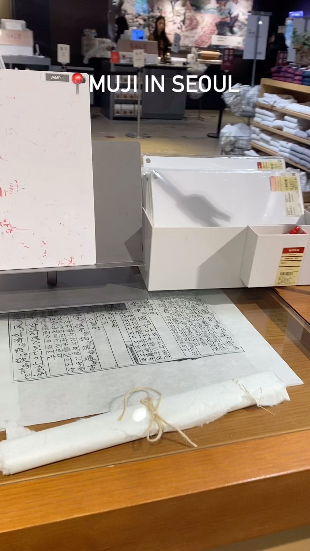강남역 무지 가보신분? 소박한 이쁨들이 가득가득
심플하고 포근한 무지 좋아요🤍

 #muji in #gangnam #seoul has its own unique mood, simple and warm🤍

.
#seoultravel #서울맛집 #먹팔 #koreatrip #gangnamstation