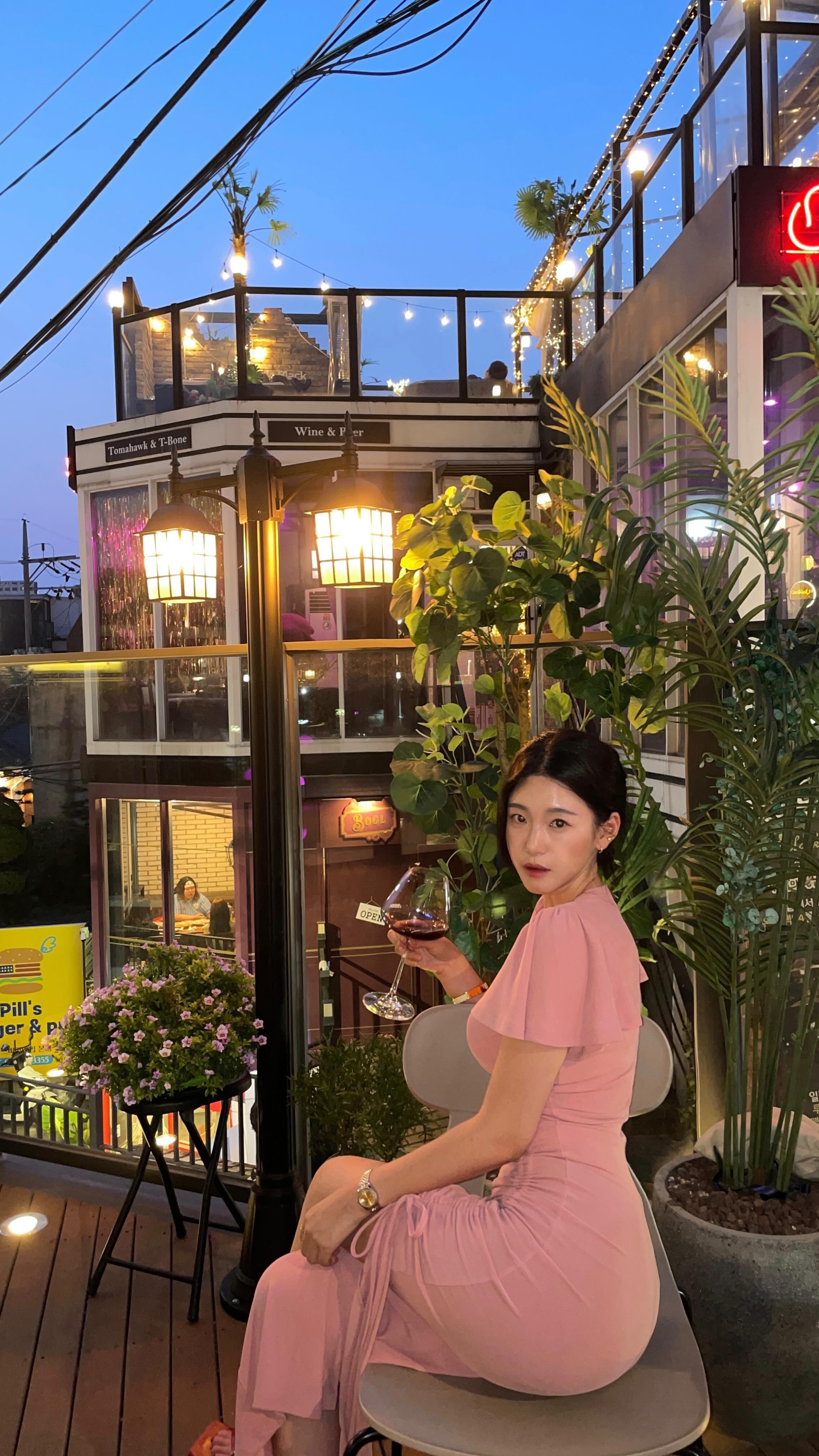 Sunset winebar🍷🥂🍾🍽️🌅
