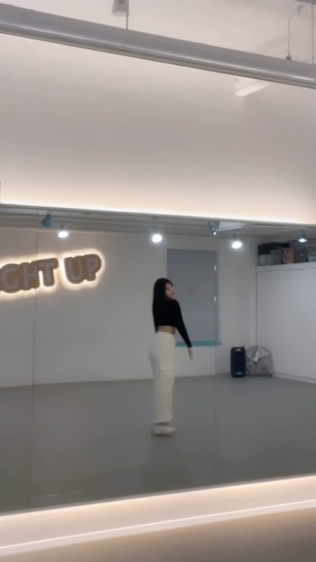 어제도 오늘도 라이트업✨

#르세라핌 #perfectnight