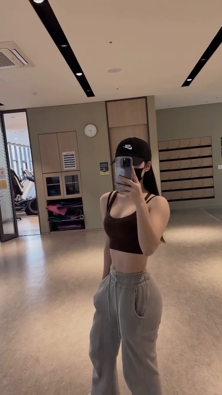 마지막 데드 100 치고 health 못한지 또 9일째 ••
이제 못참아 가시 돋아버려