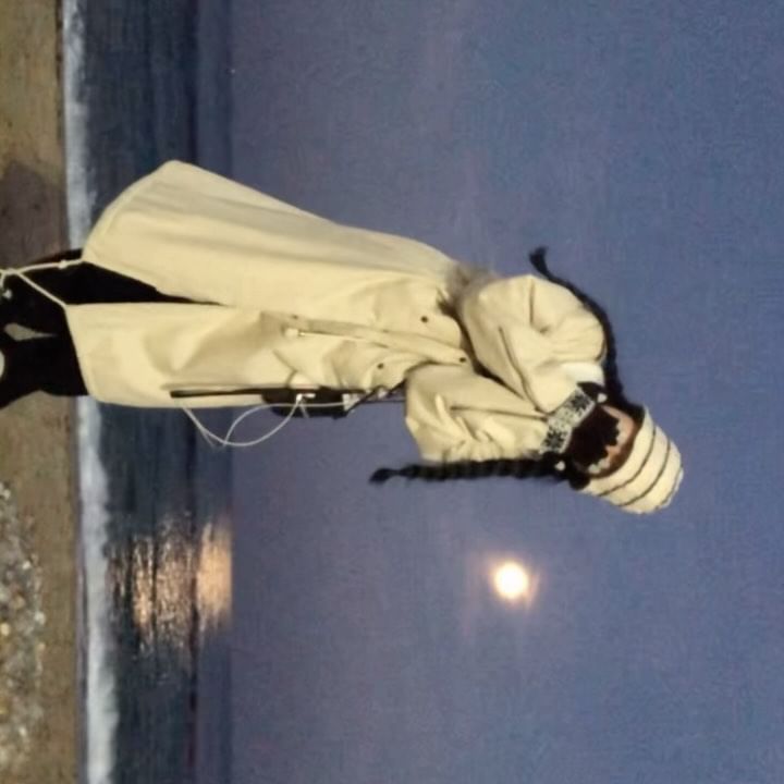 혼자서도 잘 놀아요 🤓