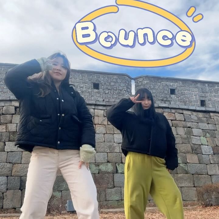 내 1호팬클럽 회장😅이 이런것만 시킴…ㅋ

@frozy808 

#bounce #bouncespeed #reels #dance #challenge #tiktok #coverdance #reelschallenge #frozy808