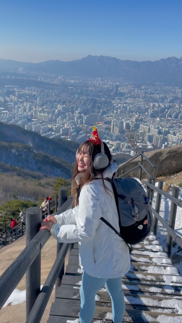마이뻬이보릿 마운틴 🏔️🤍❄️

최근에 간 설산들은 어찌된 영문인지 곰탕뷰였지만,,
맑은 하늘 + 설산 사냥은 계속 됩니다,,,✨

평일 낮에 불암산 가실 뷴들 없나요🌝🤍

#불암산 #등산 #설산 #불암산설경 #눈꽃산행 #산스타그램 #등산스타그램