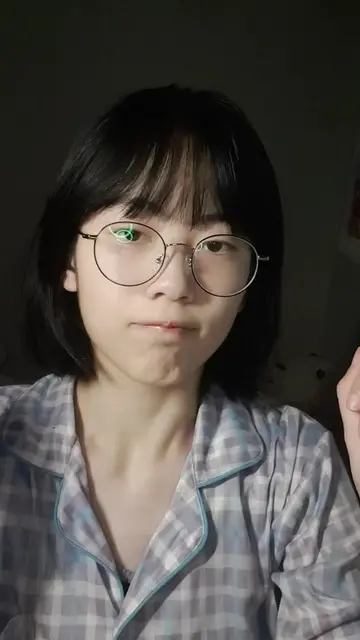 실제로도 잘 쓰고 있어서 추천하는 홍시수면팩 #라벨영 #쇼킹홍시수면팩 #화잘먹꿀팁 #건성피부추천템 #물광피부 #수분크림 #슬리핑팩 #각질관리 #에이블리뷰티템 #제품협찬 #광고 #07 #부캐 #ㅊㅊ #추천 #fyp 