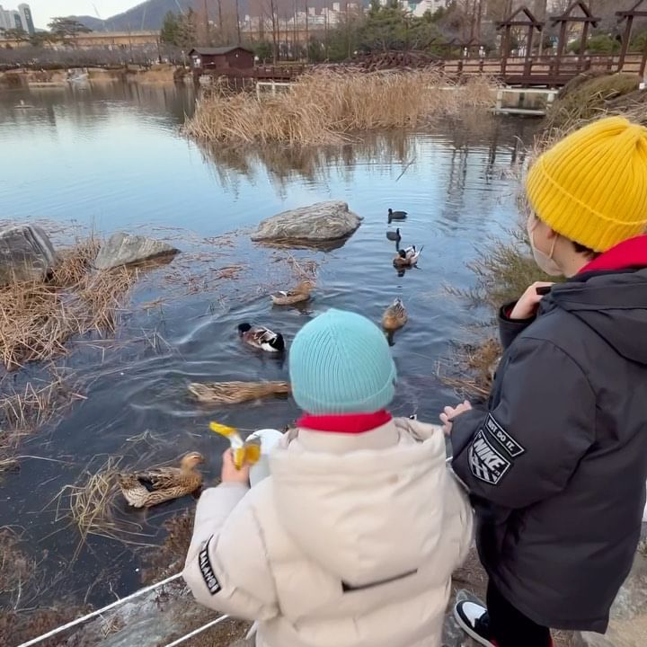 #김해연지공원
#환성형제👦🏻👶🏻 _김해