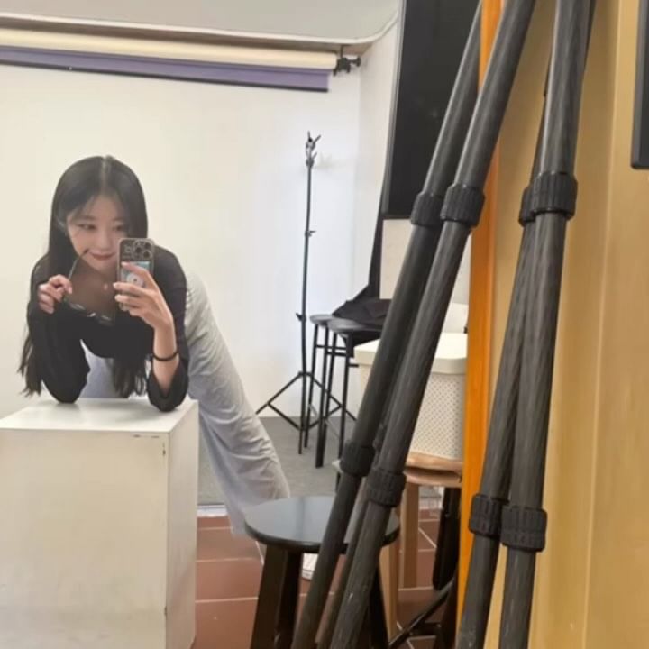 증사 포토샵 기다리는 사람