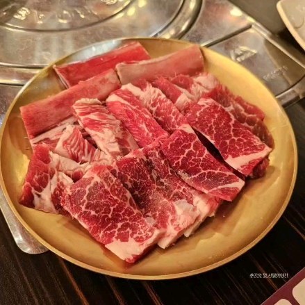이천 갈비 맛집
소갈비 & 돼지갈비
명인의 손맛
오동추야
다시찾고싶은곳이랍니다.
#이천맛집
#이천갈비맛집
#명인의손맛 갈비
#다시찾고싶은곳