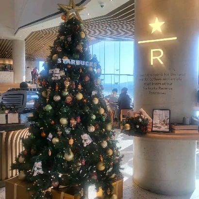 #starbucks #더양평DRT #christmas #크리스마스트리 #크리스마스