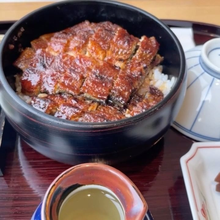 두 번째 방문하는 도쿄는 여유로운 여행🇯🇵

첫 여행이면 가보고싶은 곳도 많아서 바빠서 제대로 구경을 못했을 텐데 여유롭게 여행하고 온 도쿄 한번 더 가고싶네➿

다음에 가면 골목골목 구경하면서 작은 일본 감성 카페도 가고 현지인 맛집 더 가야지~

가을 일본 한번 더 도전🫶🏻
-
-
-
-
#여행 #여행스타그램 #여행에미치다 #여행지추천 #여행기록 #일본여행 #도쿄 #오사카 #후쿠오카 #도쿄여행 #도쿄핫플 #도쿄카페 #도쿄맛집 #도쿄여행추천 #도쿄여행코스 #도쿄가볼만한곳 #도쿄숙소 #오사카여행 #후쿠오카여행 #도쿄핫플레이스 #도쿄핫플추천 #도쿄디즈니랜드 #좋아요